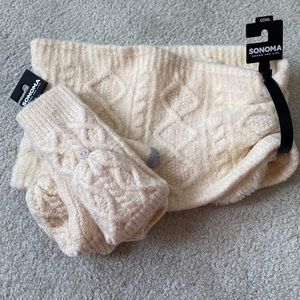 Sonoma cowl and mittens